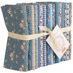 Tilda Creating Memories - Summer and Ocean Blues - Fat Quarter Bundle
